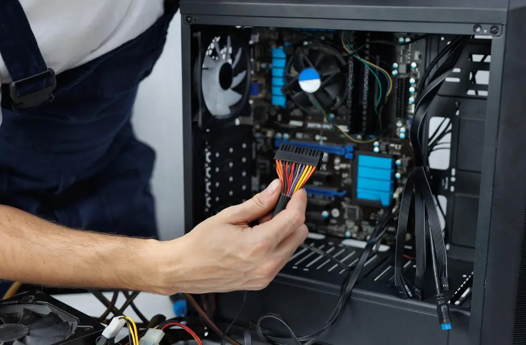 Building a Custom Gaming PC in 2025